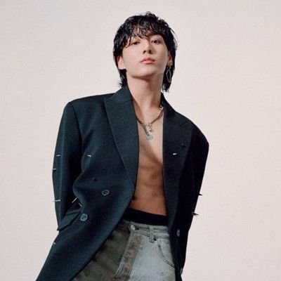 AvaWithlove's profile picture. I 💜 BTS