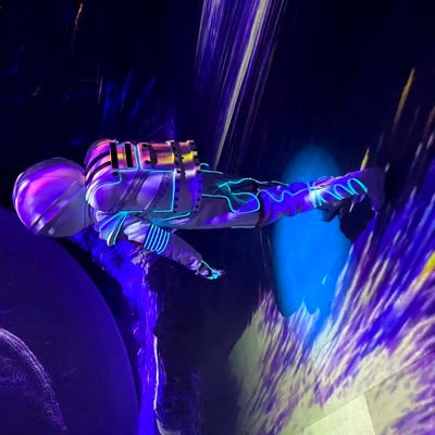 1198855647aa's profile picture. 