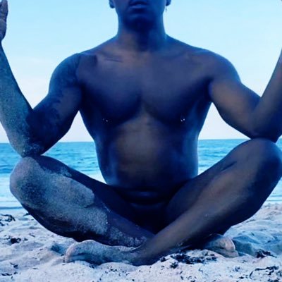 A glimpse into my journey of balancing my Mind Body and Sole🦶🏾through yoga, meditation & self pleasure. Cum share with me.