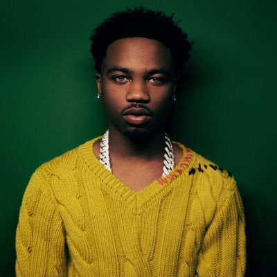 RoyalRF12's profile picture. 