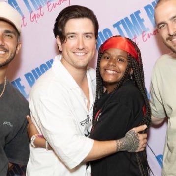 Logan’s WWG 07/03/22 🫶🏽🖤 Big Time Rush Stan❤️. Looking for the rush that makes us feel alive.”✨