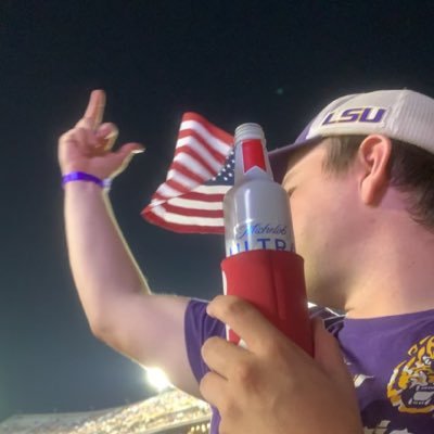 Seymour, America | ΒΘΠ | LSU 22