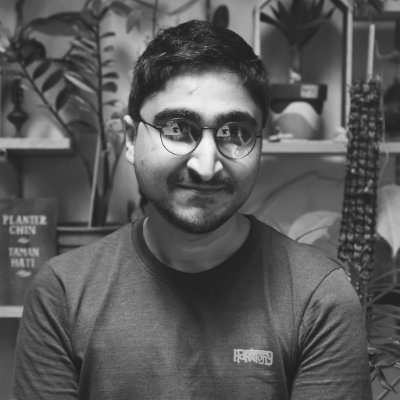 _alishahlakhani's profile picture. Migrated to @alishahlakhani