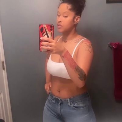 Christiana29821's profile picture. 