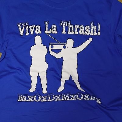 social porksのギター+Vo   / Viva la thrash！(ラジカセThrash ) ライブご依頼お気軽に！ …https://t.co/zWOMd7cWMH　　　
　aka：黒ちゃん