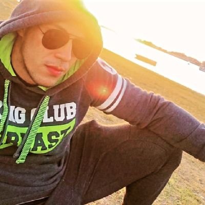 alevmattio's profile picture. Donde pisa mi caballo, no vuelve a crecer el pasto.