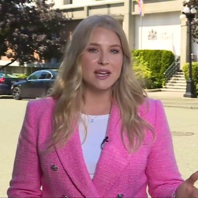 Human being | 🎥 Reporter @CHEK_News | Queen's University & BCIT Grad