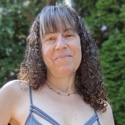 totalcarenut's profile picture. 💜Dedicated to supporting women facing cancer with holistic wellness. Embracing resilience, vibrant living, and strength. 🌍💪🎉