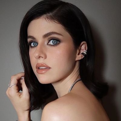 ✿ ˗ˋ Alexandra Daddario, fan account/parody.