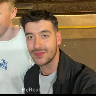 AlexJohno16's profile picture. 