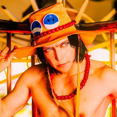 🇯🇵Japanese cosplayer名古屋出身の東海地方で活動してるコスプレイヤーのリョウジです、今は三重県民。コスプレ写真はハイライトにあります。無言F、DM、リプご自由にどうぞ( ᴗ ᴗ)⁾⁾/筋トレ/アニメ/