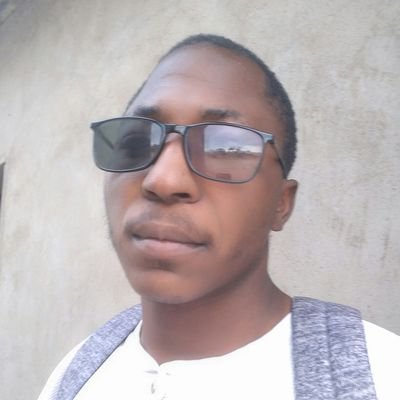 ianshumba1's profile picture. Creation of photos with pencils, ball point pen, color pencils, paints and pastels.