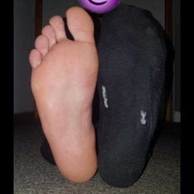 fvckmyscksoff's profile picture. 30 | stinky feet | tasty piss | into everything nasty and filthy