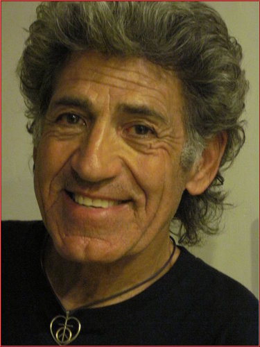 Spiritual Scientist  
Balancing Body, Mind and Spirit
when u Hear the light & See the sound you arrived

http://t.co/oNmnWkxWPz