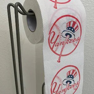 miggymagic45's profile picture. 