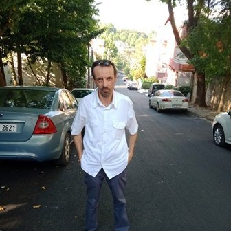 İslam Çupi Der ki; Fenerbahçe büyüklüğü ne şampiyonluk büyüklüğü‚ ne kupa büyüklüğüdür.
Onun büyüklüğü başka bir büyüklüktür işte‚ adı konamaz.