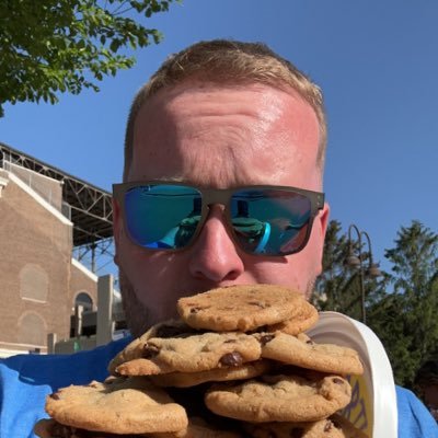 MinimeJer05's profile picture. IT geek. Will talk about cheese for longer than you want me to. Lover of breakfast foods and just an all-around sometimes interesting guy.