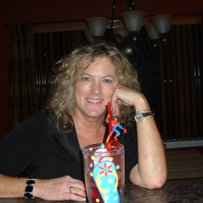 Flacntrygal's profile picture. easy come, easy go