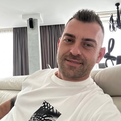 IonutDiaconu17's profile picture. 