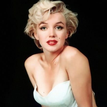 Sigue sonriendo porque la vida es algo hermoso y hay mucho sobre lo que sonreír. Marilyn Monroe. + (21) NO DM