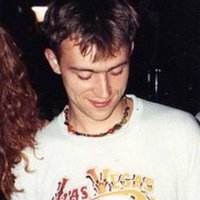 àlex || he/they‎‎ 🎲🏴‍☠️Paul McCartney enthusiast (@pauliemydearest) Twitter profile photo