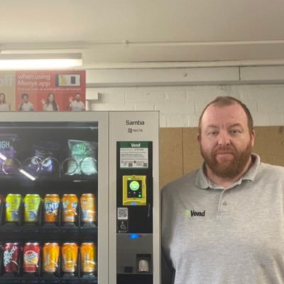 Blogger, Picture Taker, and Operator/Supplier of Vending Machines at T Vend Ltd, Oh and a former Bus Driver.