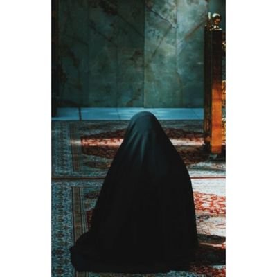 او خودش را فروخت،
از وقتی که فهمید،
فاطمه(س)گمنام میخرد...🍃
#شهیدگمنام💔
فالو= فالو