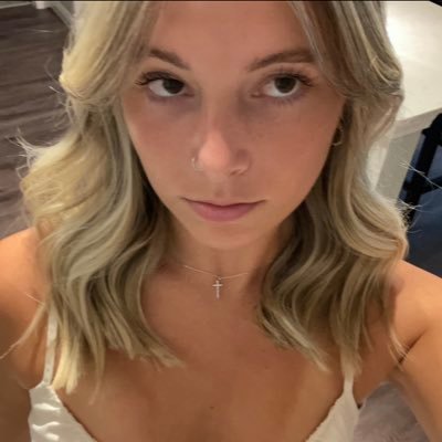 skycavesin's profile picture. je t'aime pour toujours @pr3ttyp01son