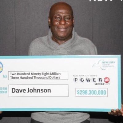 I am Dave Johnson the winner of $298.3 million from powerball lottery. I am given out $30,000 to my first 2k followers