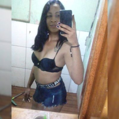 jovem trans amantante da natureza e da musica e tbm bipolar!!!https://t.co/dCl82Wm9V6