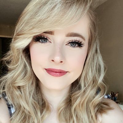 Peachyopie Profile Picture