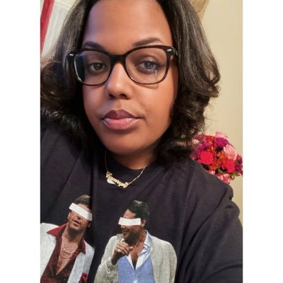 SlickLilAshley's profile picture. 𝙲𝚊𝚖𝚛𝚢𝚗’𝚜 𝚖𝚘𝚖𝚖𝚢 🌻. 𝙸 𝚌𝚘𝚘𝚔 𝚊 𝚕𝚒𝚝𝚝𝚕𝚎 𝚋𝚒𝚝, 𝙸 𝚕𝚒𝚔𝚎 𝚜𝚗𝚎𝚊𝚔𝚎𝚛𝚜, & 𝙸’𝚖 𝚊 𝚙𝚎𝚊𝚌𝚎𝚏𝚞𝚕 𝚜𝚘𝚞𝚕. 𝗠𝗮𝘁𝘁𝗵𝗲𝘄 𝟭𝟬:𝟭𝟲.