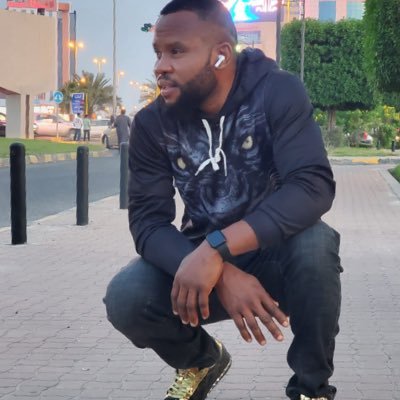 tosinjunior18's profile picture. 