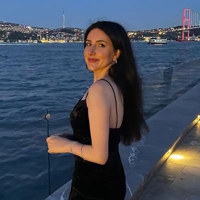 esraltnay's profile picture. Beykent Üniversitesi🎓
