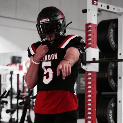 Herndon High School c/o 2025 || 6’1 185lbs || Quarterback || 3.8 G.P.A.||📧johncallow26@gmail.com