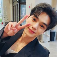 mika (@hyuuncha) 's Twitter Profile Photo