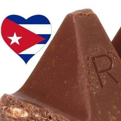 Con el rico sabor de Toblerone, repartiendo verdades de mi Cuba bella desde cualquier lugar del mundo.