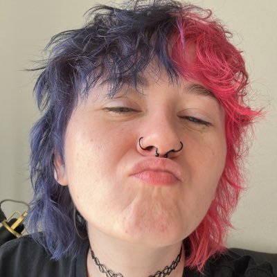 drynemo's profile picture. naomi | she/they | acab | mothman stan account