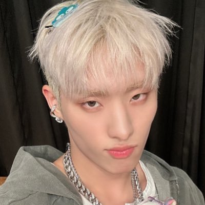 Keehozzua's profile picture. 