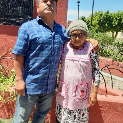 Mi padre un izquierdista , y yo TruckDriver Zurdo de a madre, viva López obrador. SOY INDIO Y QUE?