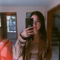 Nadia F. (@flores12nadia) 's Twitter Profile
