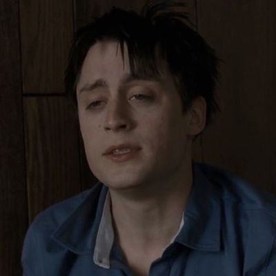 wallasswellss's profile picture. other acc (@abstractravioli) is suspended so here I am