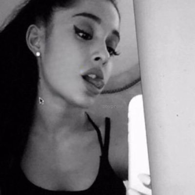 obvprom's profile picture. obvious (2020) * ˚ ✦