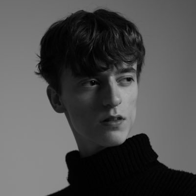 Versacerikk's profile picture. Average Twitch viewer, Student, Model, Also Dutch