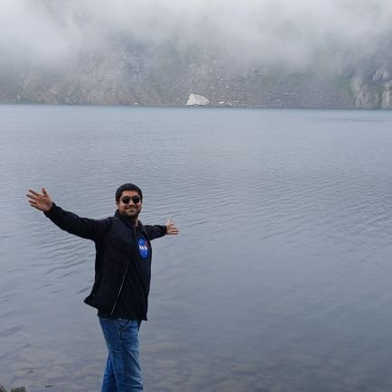 ShahHozaifa's profile picture. 