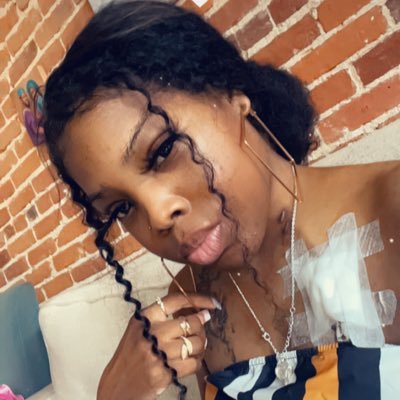 Super Mom 💪🏾 | CNA 💉 | Singer 💜 | FAITH OVER FEAR🙏🏾