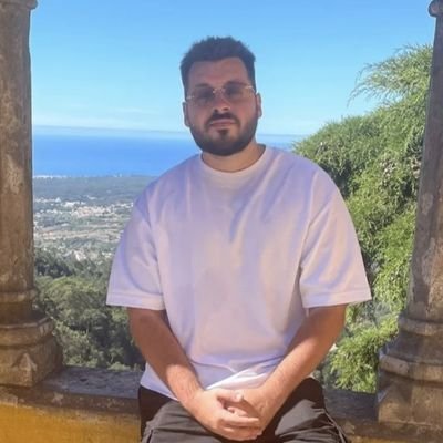 Senior Global Recruiter @heyoyster | NBA addict 🏀 | Remote work advocate 🌎 |