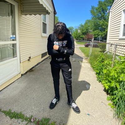 fmoi @liilr3ll