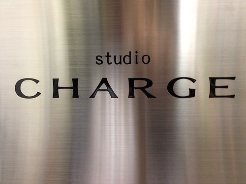 studioCHARGE's profile picture. 奈良県天理市で美容室をしています！！
アメブロの更新とお得情報をつぶやいて行きたいと思ってますのでフォロー宜しくお願い致します(^○^)