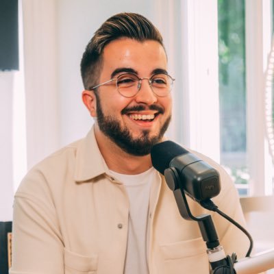 Fondateur & Hôte du podcast #SerialEntrepreneurs 🎙️| Co-fondateur de Tête de Tigre 🐯 (l'agence de podcasts audio & vidéo) | Forbes 30 Under 30